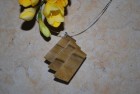 Collier mit Anhänger aus dem Holz des Essigbaumes (CBEs3) Collier mit Anhänger aus dem Holz des Essigbaumes (CBEs3)